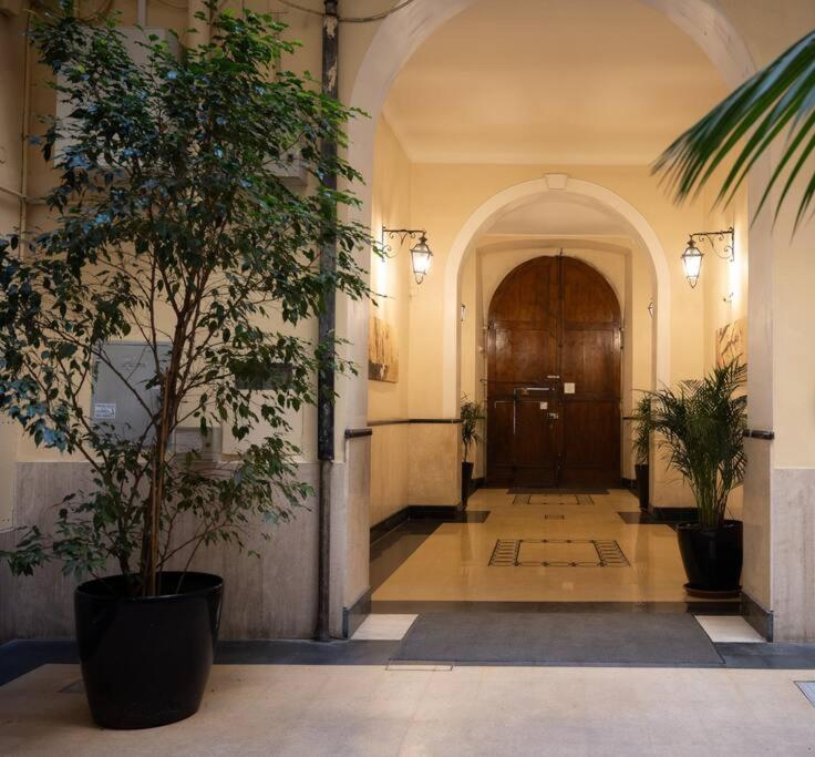 Merulana Penthouse: 5 Minutes Walk From Colosseum Exteriör bild